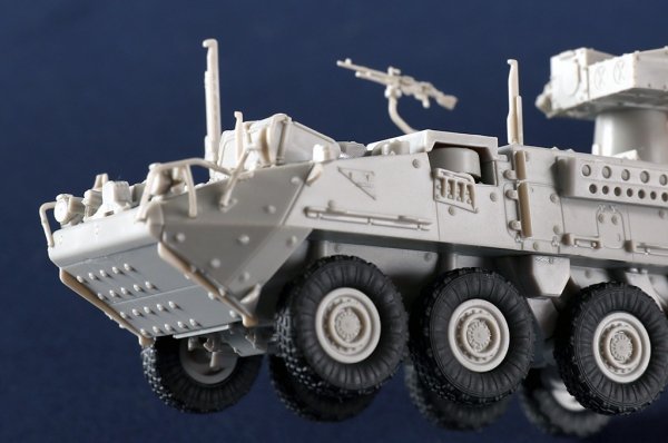 Trumpeter 07425 M1134 Stryker Anti-Tank Guided Missile (ATGM) 1/72