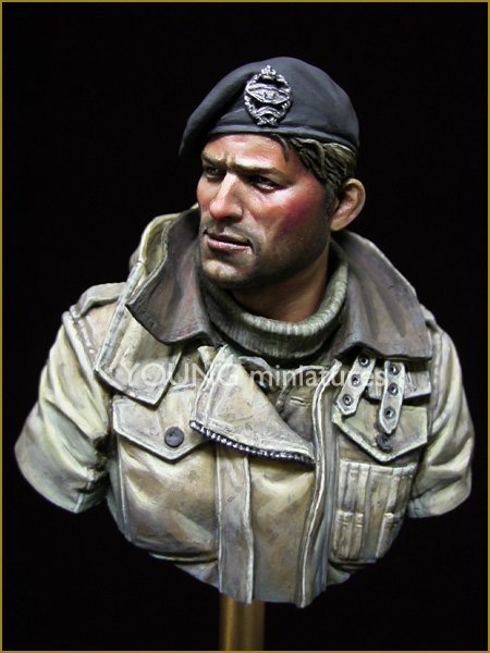 Young Miniatures YM1835 British Tank Crew WWII 1/10