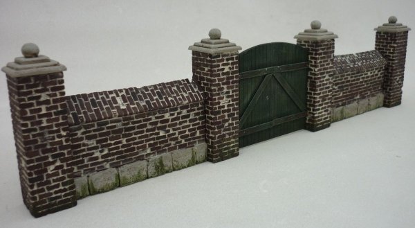 RT-Diorama 35244 Park wall with gate 1/35
