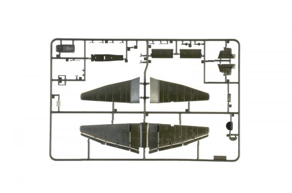 Italeri 72010 Junker Ju-87B Stuka - Complete Set For Modeling - Starter kit 1/72