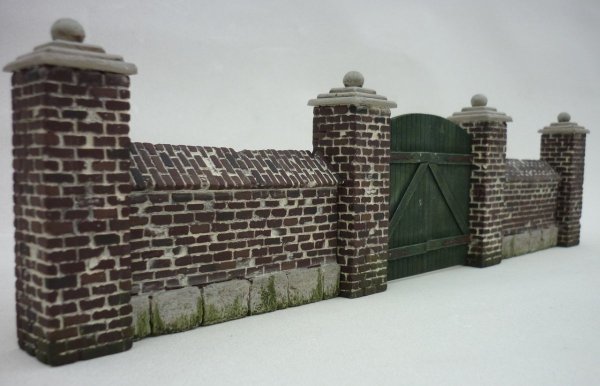 RT-Diorama 35244 Park wall with gate 1/35