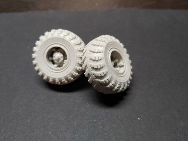 Panzer Art RE35-616 KRAZ-255B road wheels 1/35