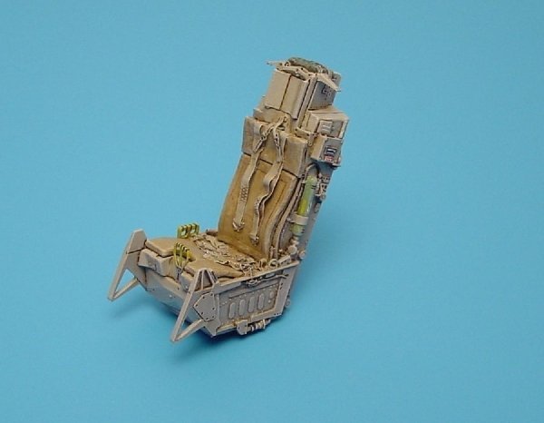Aires 2003 ACES II ejection seat - (F-16 version) 1/32