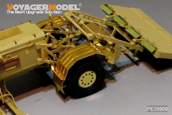 Voyager Model PE35909 Modern US Husky Mk.III Vehicle Mounted Mine Detector for PANDA 1/35