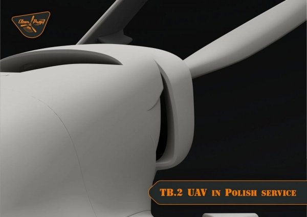 Clear Prop! CP4812 TB.2 UAV in Polish Service STARTER KIT 1/48