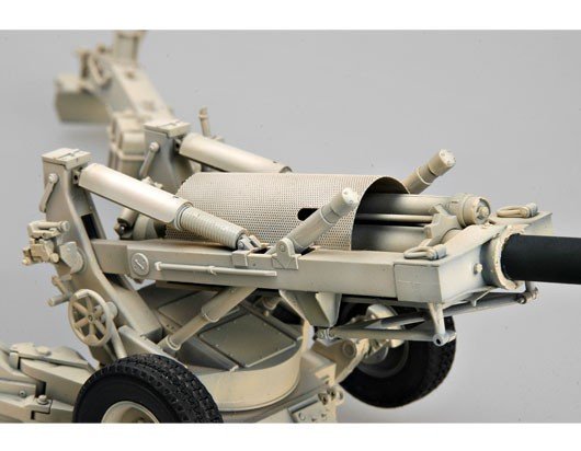 Trumpeter 02319 M198 Medium Towed Howitzer late (1:35)