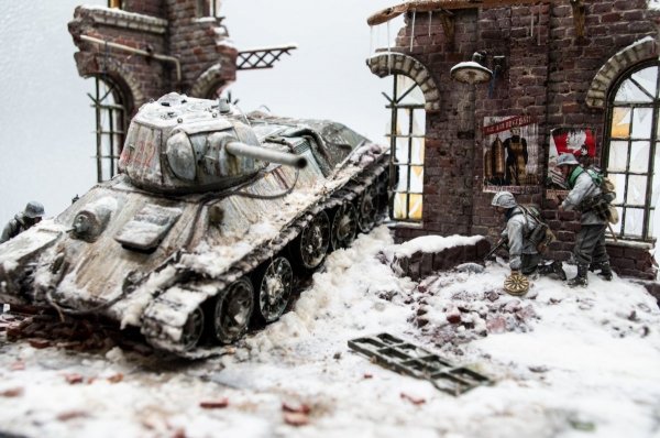 RT-Diorama 35302 Diorama-Base: &quot;Wintergewitter&quot; Operation Winter Storm 1/35