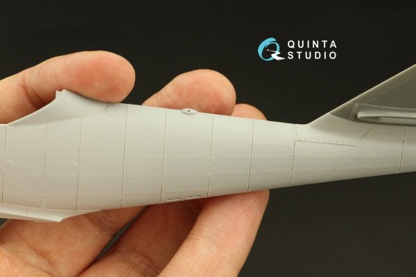 Quinta Studio QRV-024 Double riveting rows (rivet size 0.15 mm, gap 0.6 mm, suits 1/48 scale), White color, total length 6.2 m/20 ft