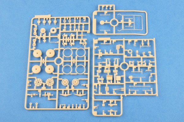 Hobby Boss 80138 German Pz.Kpfw. / Pz.BfWg 38(t) Ausf. B