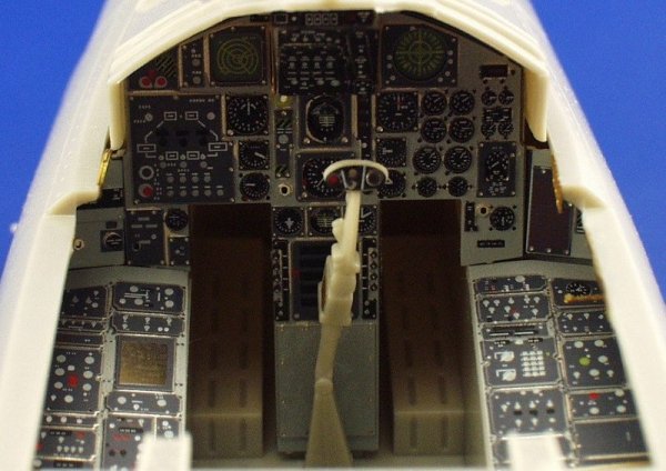 Eduard 32532 F-15C interior 1/32 Tamiya