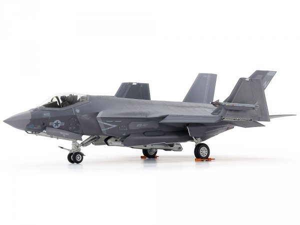 Tamiya 61127 Lockheed Martin F-35C Lightning II 1/48