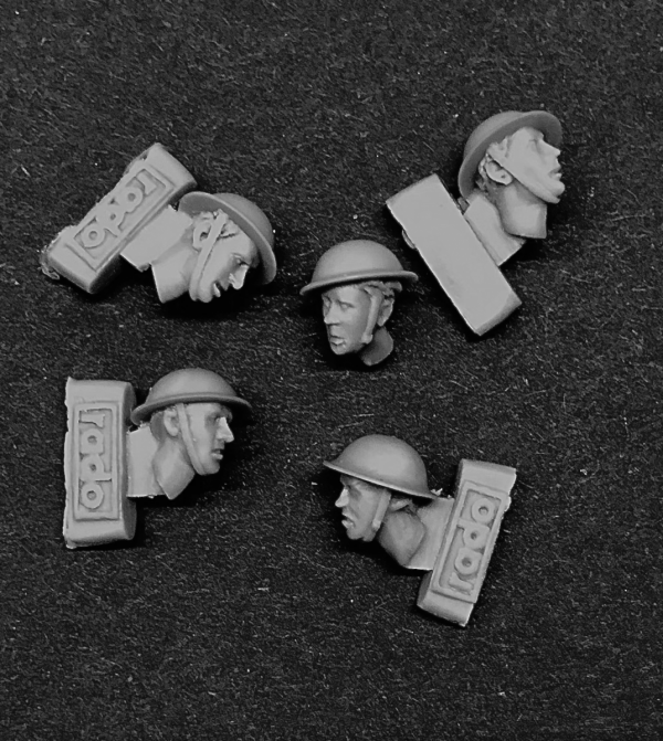 RADO Miniatures RDM35H05 Heads wearing British Brodie helmet 1/35