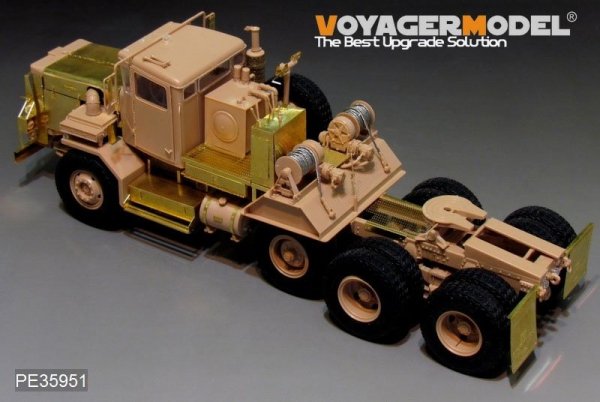 Voyager Model PE35951 Modern US Army M911 C-HET &amp;M747 Heavy Equipment Semi-Trailer For MENG SS-013 1/35