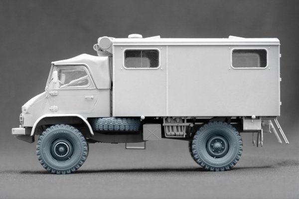 ScaleX WM 35022 Unimog 404 10.5-20 MPT Ordinary wheel set (for AK-Interactive, ICM, Revell) 1/35