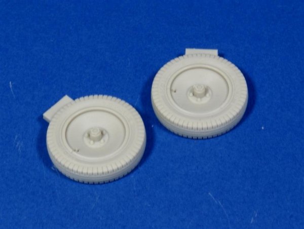 Panzer Art RE35-132 Drive wheels for Sd.Kfz 10 &amp;250 (commercial pattern A) 1/35