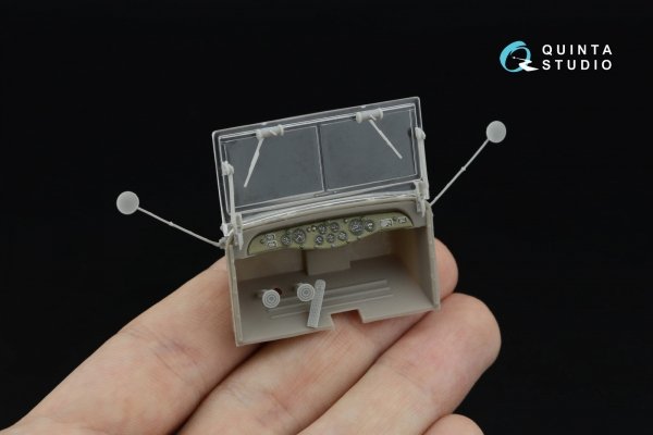 Quinta Studio QD+35066 U.S. Diamond T 968A Cargo truck (open cab) 3D-Printed &amp; coloured Interior on decal paper (Mirror Models) (with 3D-printed resin parts) 1/35