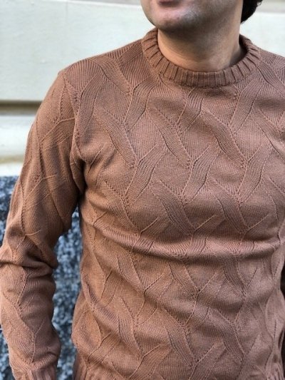 Maglione uomo cammello - Lavorazione maglia intrecciata