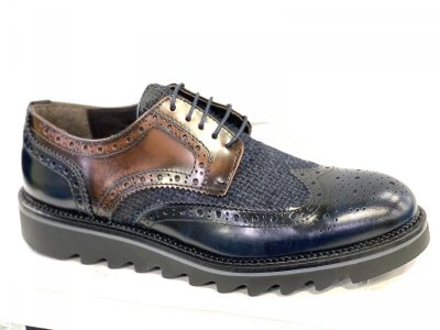 Męskie buty skórzane - sznurowane - ciemno niebieskie - Made in Italy