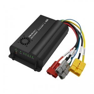 Ładowarka DC-DC Qoltec 12V z regulatorem MPPT | 40A | LiFePO4 AGM GEL STD
