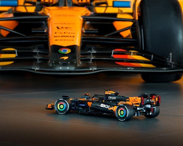 LEGO 42228 Technic Bolid McLaren MCL39 F1®