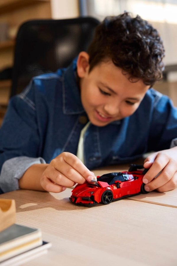 LEGO 77254  Speed Champions Samochód sportowy Ferrari SF90 XX Stradale
