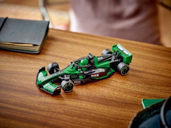 LEGO 77247 Speed Champions Bolid F1 KICK Sauber Team C44