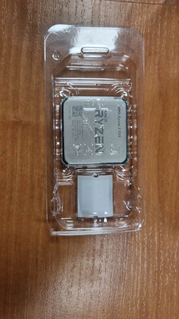 OUTLET: Procesor AMD Ryzen 3 1200 4 x 3,1 GHz
