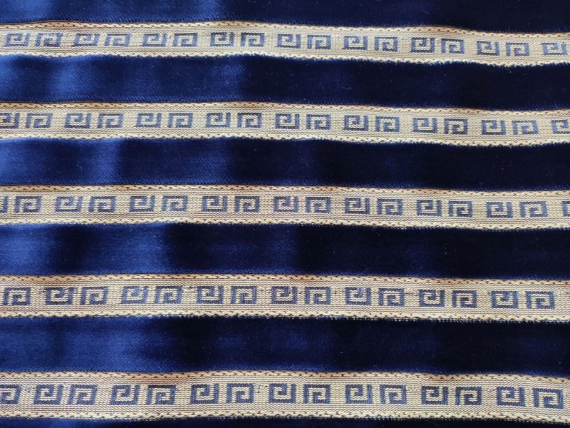 PLUSZ PASY - tkanina obiciowa