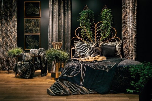 Narzuta dekoracyjna 170x210 Victoria 1 czarna złota liście welurowa Limited Collection Eurofirany
