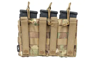 Potrójna ładownica typu Open na magazynki M4/M16 Specna Arms Tactical Multicam 