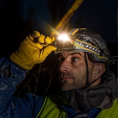 Latarka czołowa Fenix HM75R