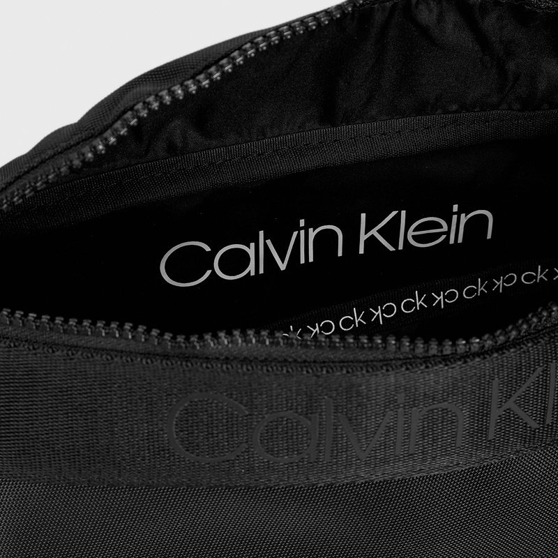 Saszetka nerka CALVIN KLEIN Nastro Logo Waistbag K50K505672 