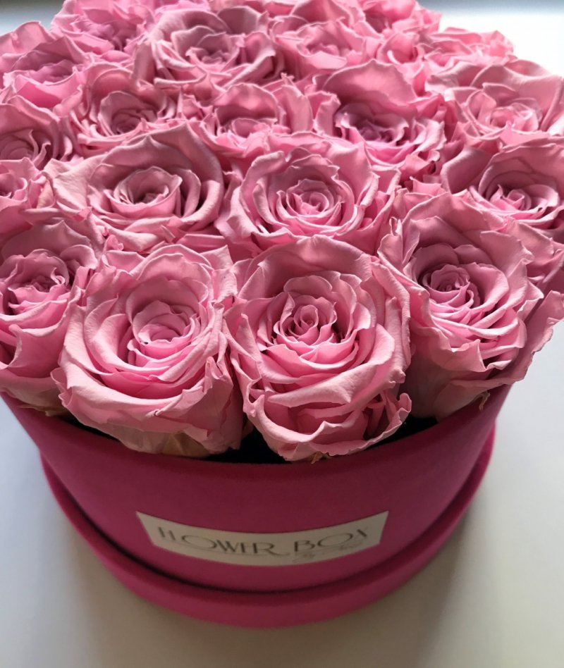 NOWOŚĆ! Różowe WIECZNE żywe róże w velvet boxie