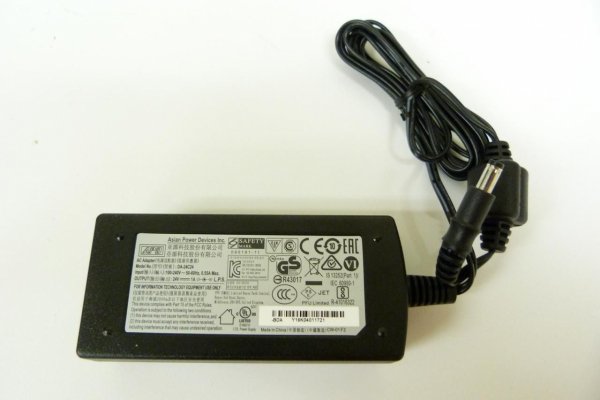 Części / Fujitsu / AC Adapter PA03753-K982, Adapter, Black,  1 pc(s)