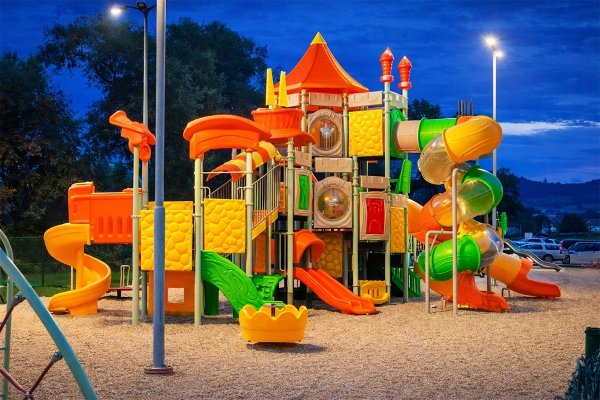 plac zabaw Marzenia 54, duży zestaw zabawowy dla przedszkoli i szkół, producent placów zabaw