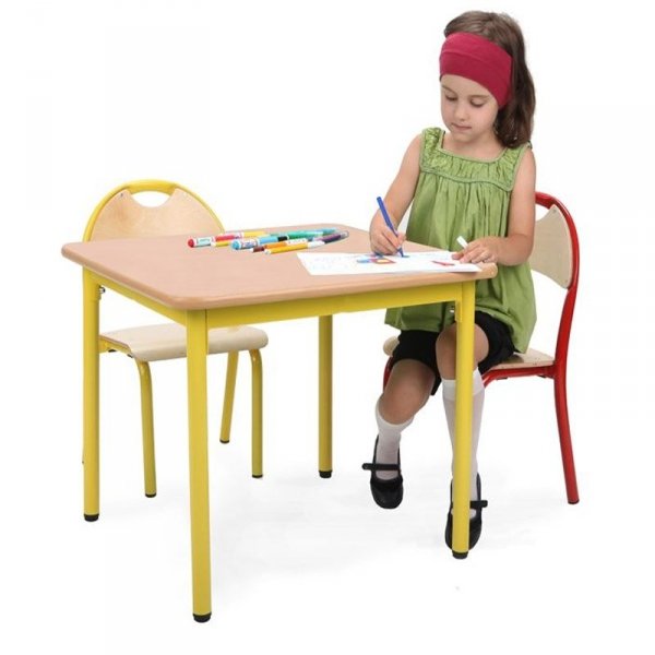 stolik do przedszkola, stolik przedszkolny, stolik przedszkolny bambino, bambino kwadratowy, stolik bambino, stół bambino przedszkolny