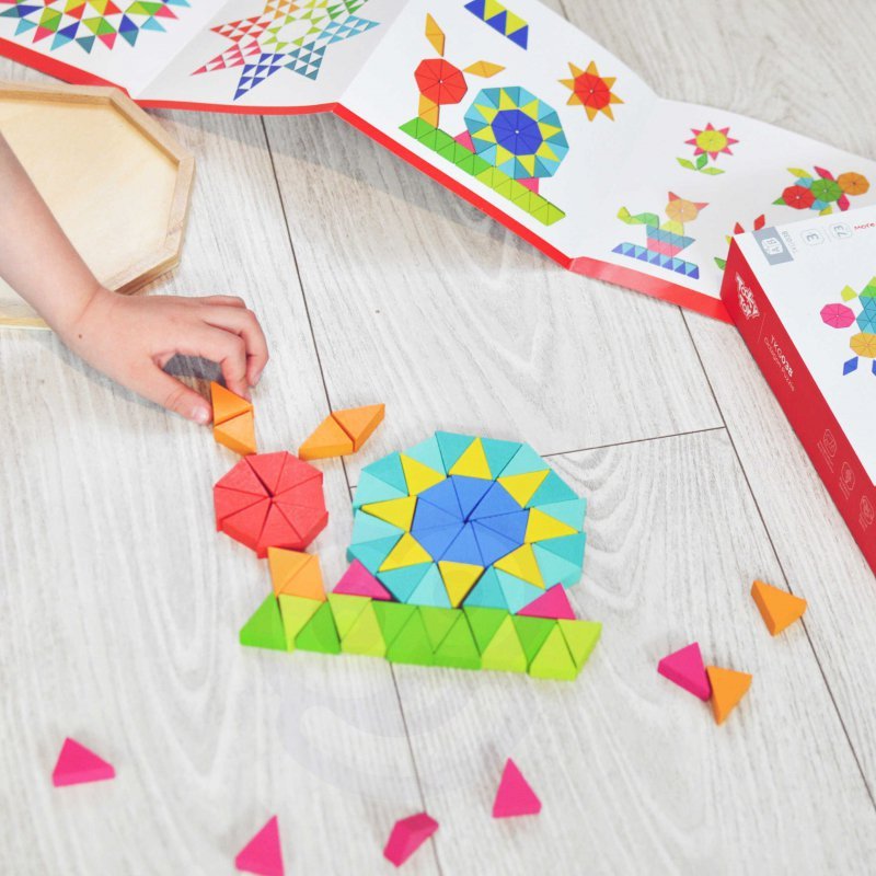 TOOKY TOY  Puzzle Ośmiokątne Drewniana Mozaika Edukacyjna (73el.)