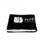 Koc z logo Noble Lashes 