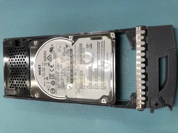 NetApp 2.5" SAS 3 1.8TB - S 12Gb/s *REFURBISH" C10K1800 0520 rpm buffer: 128 MB - TRAY FOR DS2246 / FAS2240 / FAS2552 