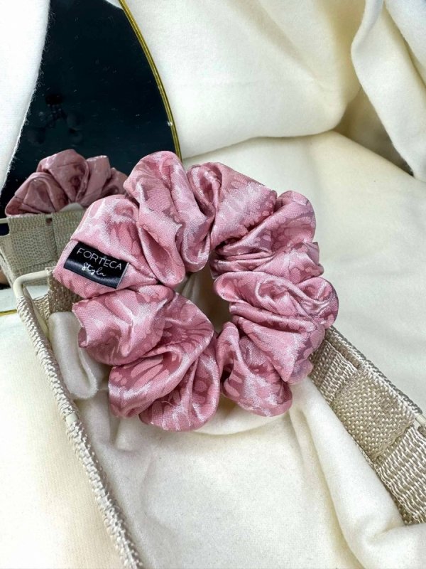 scrunchie