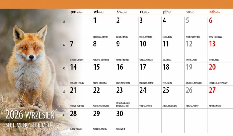 miesiąc na stronie w kalendarzu na biurko