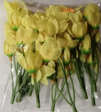 kwiatek żonkil mini żółty 12 szt  7cm