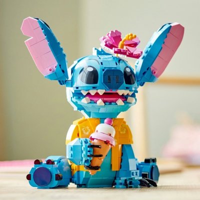 Zestaw Prezent LEGO Disney 43249 STITCH FIGURKA POSTAĆ 730 Klocki 9+ Torba