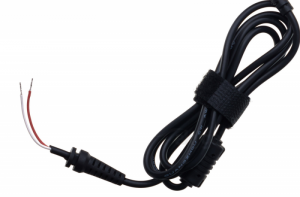 Kabel zasilający AKYGA Złącze wyjściowe 5.5 x 2.5 mm 1.2m. AK-SC-01