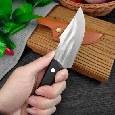 Nóż japoński Kurofu ostry kuty z kaburą