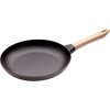Patelnia żeliwna Z Drewnianym Uchwytem 28 Cm Staub