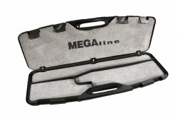 Kufer na strzelbę Megaline 82x25x8 cm czarny z klamrami gąbka z aksamitem