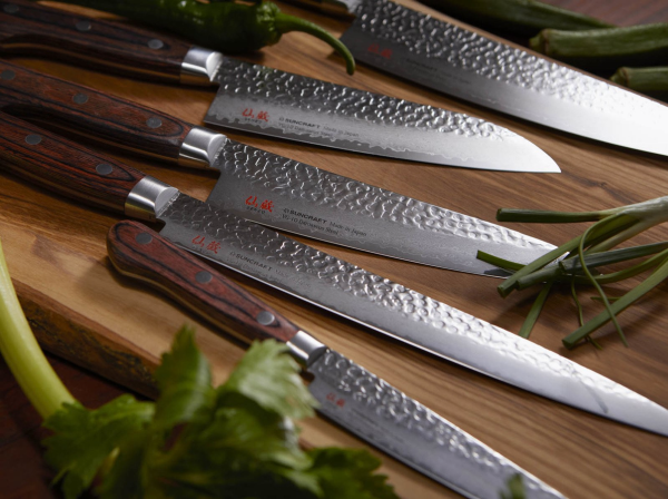 Nóż kuchenny Suncraft SENZO UNIVERSAL Santoku 165 mm