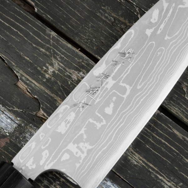 Hideo Kitaoka Shirogami Satin Damascus Nóż Funayuki 18cm