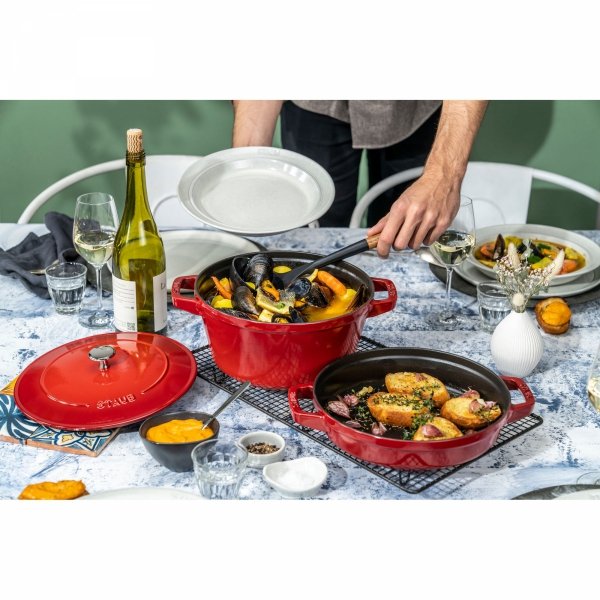 Zestaw 3 Naczyń + Pokrywka 24 Cm Czerwony Staub
